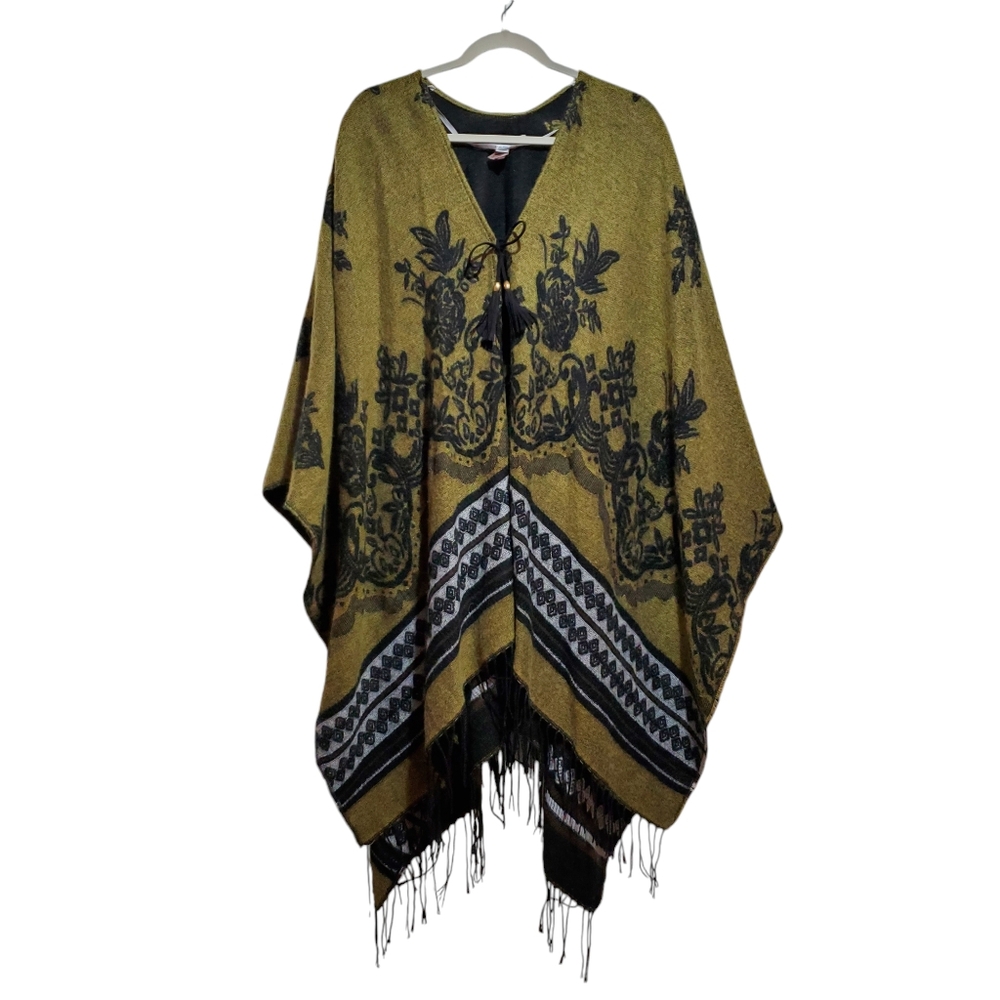 Marc New York Andrew Marc Shawl Poncho Boho One Size Fringe
